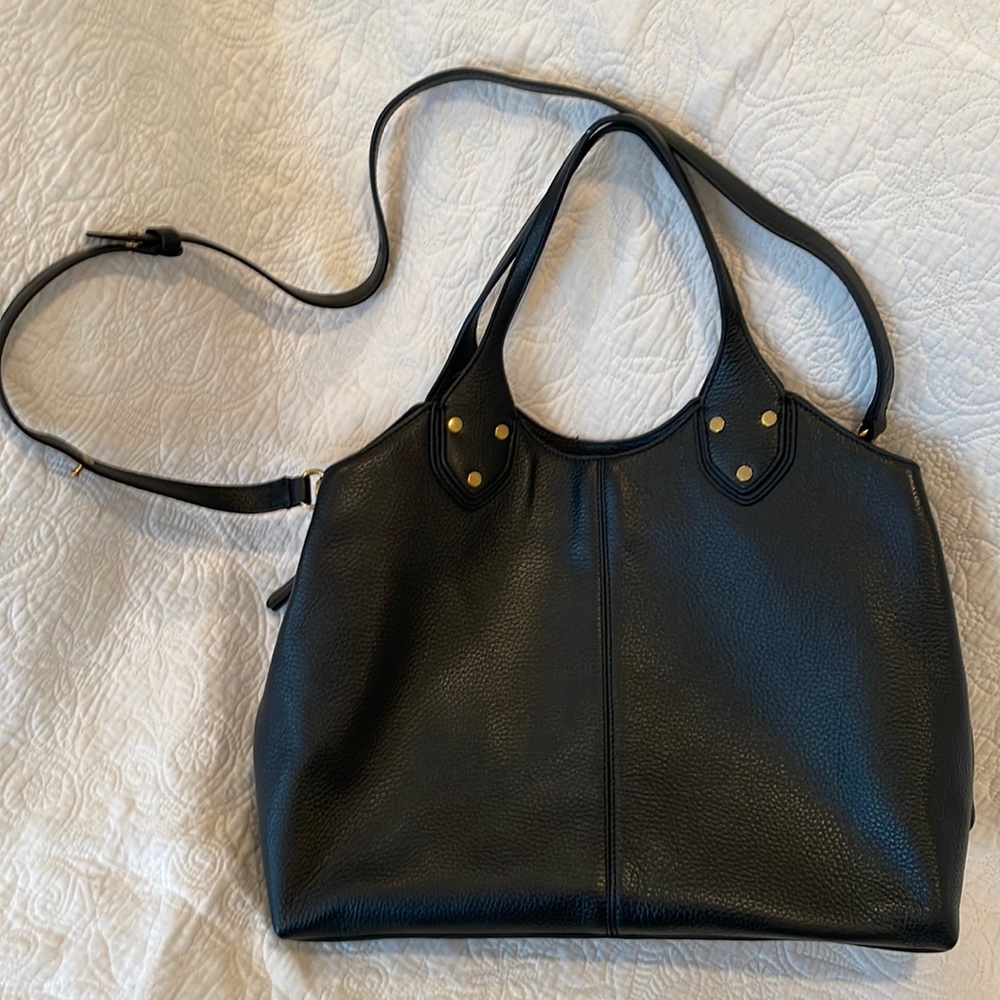 Like new Banana Republic black calves leather handbag. Pristine condition.